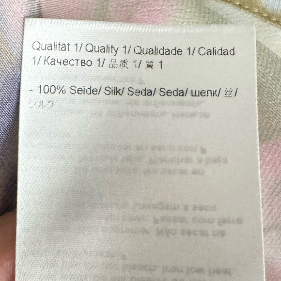 Escada Neela Silk Cowl Neck Blouse Sz 4 Multicolor Elegant Silk Top - Picture 8 of 9